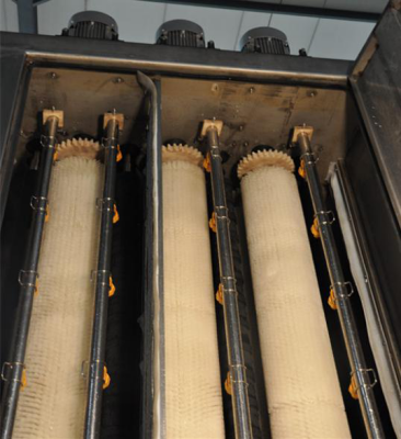 Cadena de producción de cristal aislador vertical gas que llena y que presiona el robot con el sistema del Ai 3