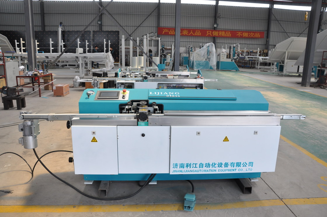 Máquina butílica del derretimiento caliente potente/máquina butílica del extrusor para la cadena de producción que insulta