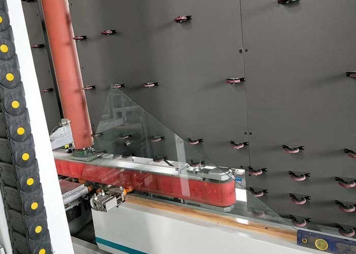 Máquina de supresión de cristal baja del OEM E para la cadena de producción de cristal aislador