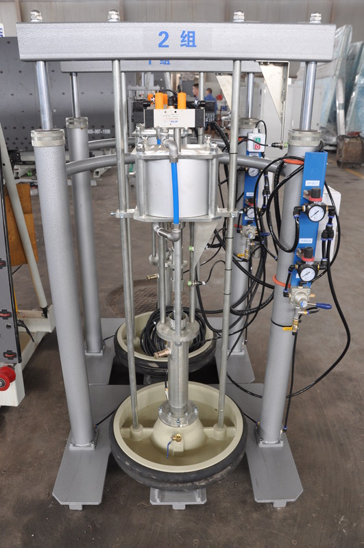 Máquina de cristal aislador vertical de cristal máxima de Szie 2500*4500m m/robot de cristal del lacre de la máquina del doble