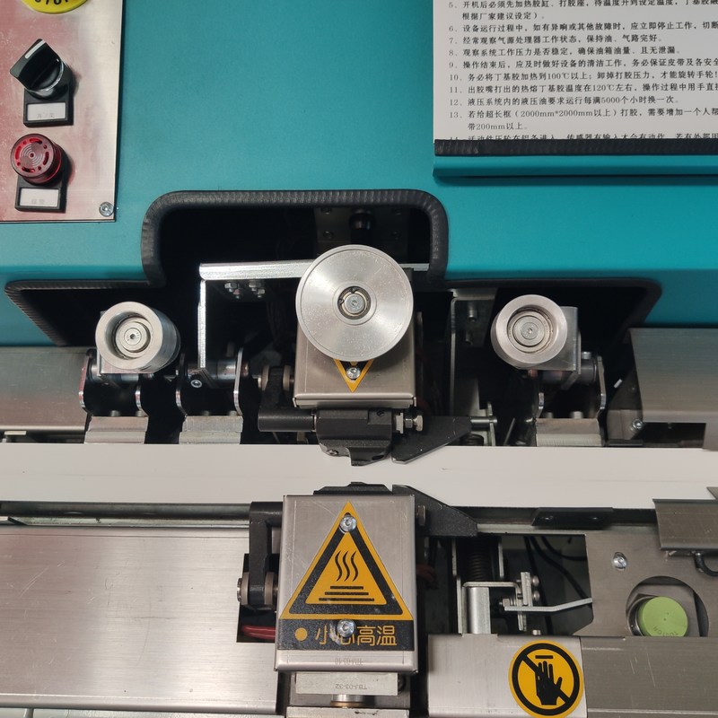 Máquina de rellenar molecular de Seive del desecante automático para la barra del espaciador y laminar de aluminio de cristal aislador de la tira