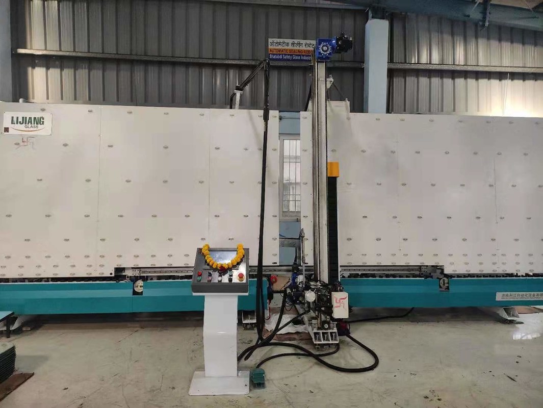 máquina de cristal del lacre del grueso 12-56 milímetro para el robot de cristal aislador del lacre del silicón