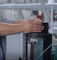 El aluminio enmarca la máquina butílica del extrusor para el proceso aislador del vidrio